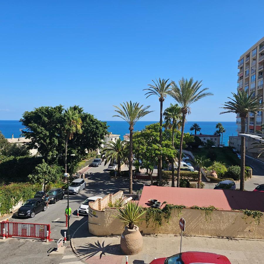 Pueblo Blanco Sea View Apartment By Namaste Elite Torremolinos Buitenkant foto